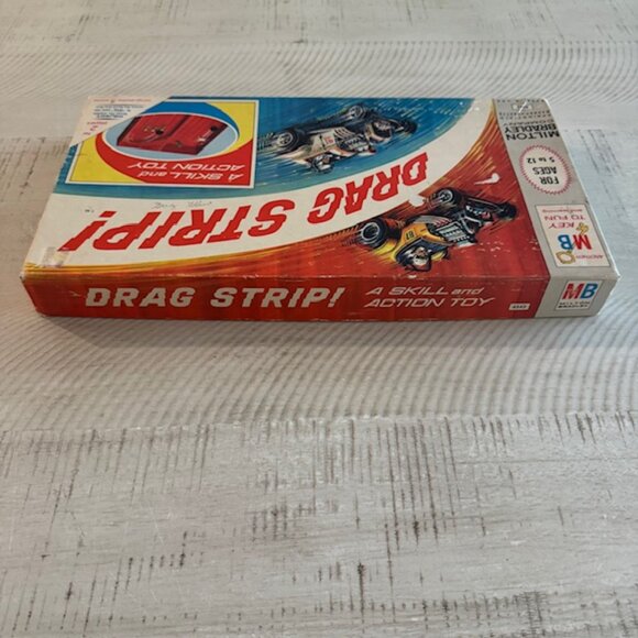 Rare, vintage 1965 Milton Bradley Drag Strip #4542 - Picture 7 of 9